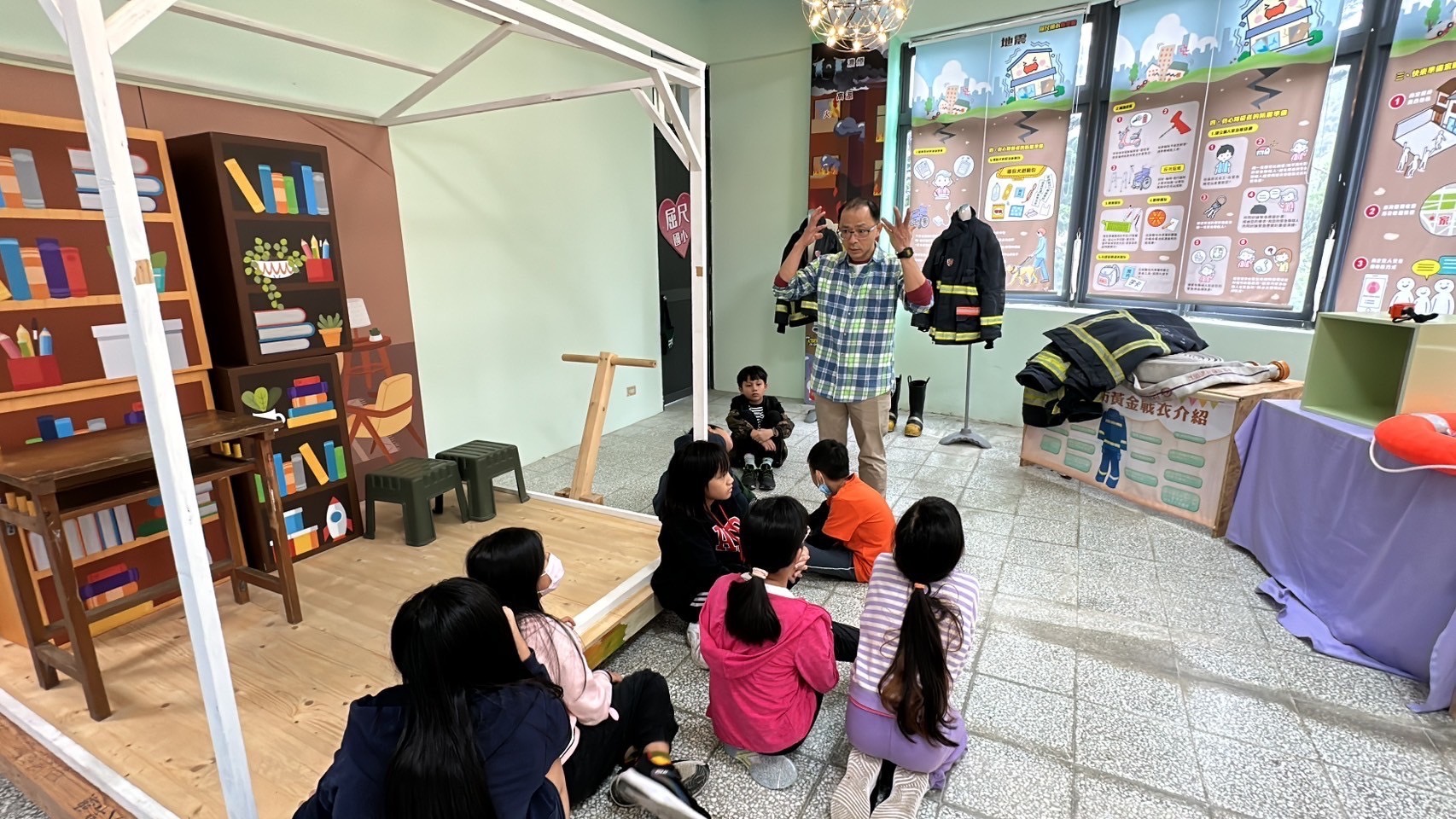 新北市新店區屈尺國民小學_防災課程_愛我家園共榮社區_圖片